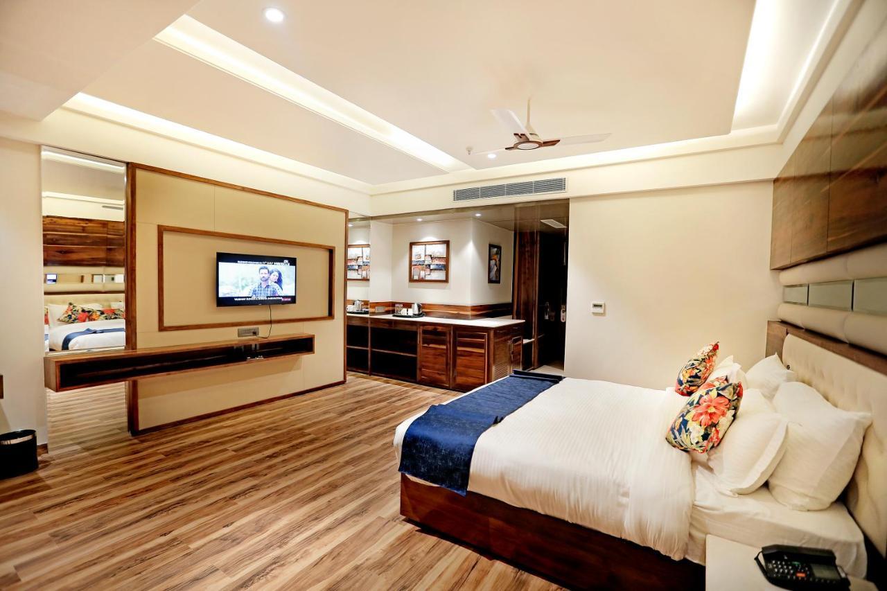 Hotel Vintage Zirakpur Chandigarh Panchkula Exterior photo