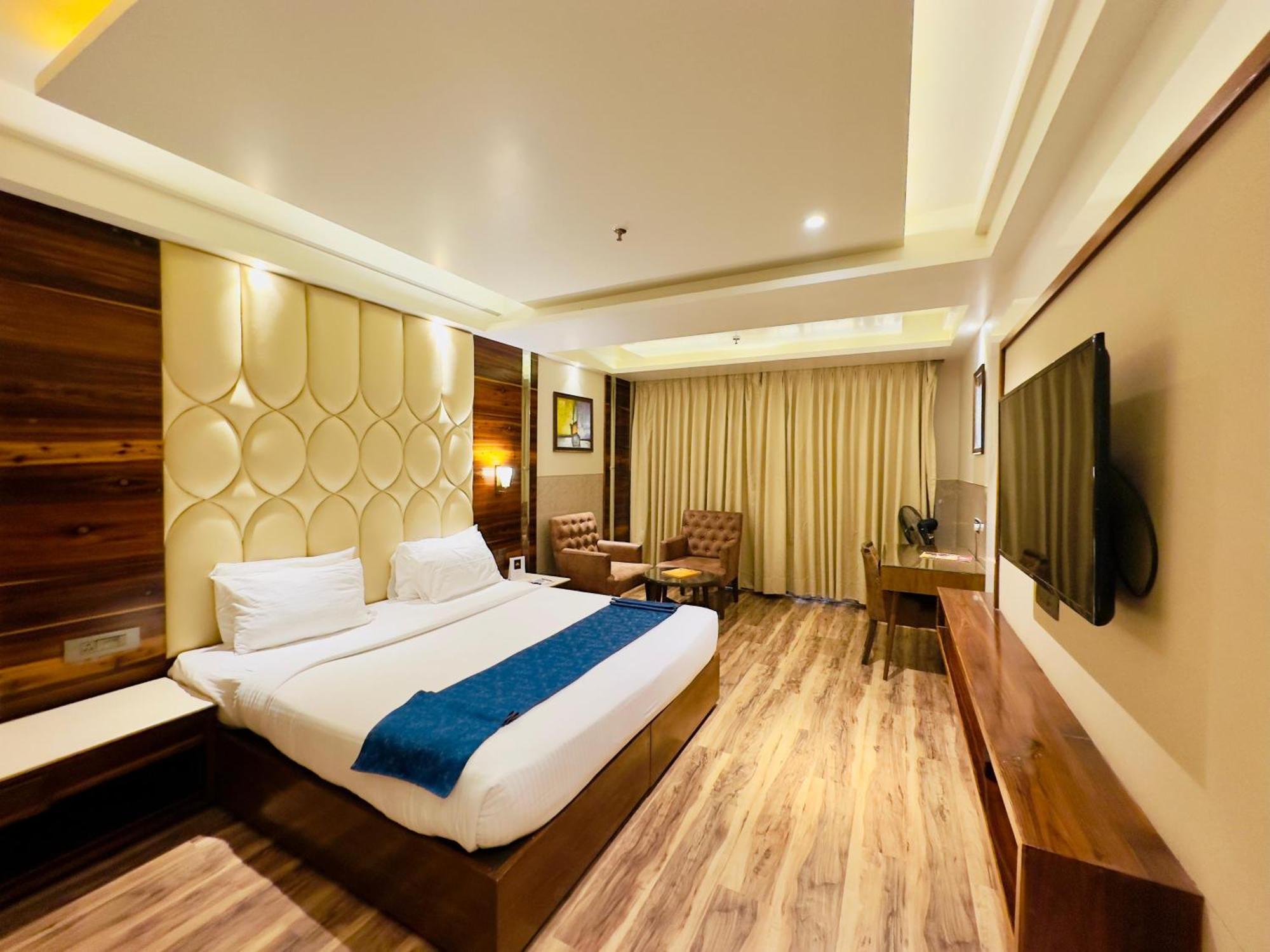 Hotel Vintage Zirakpur Chandigarh Panchkula Exterior photo
