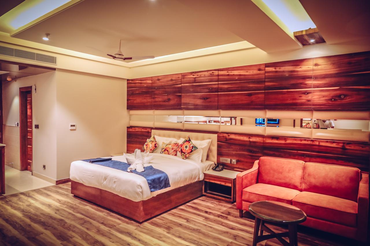 Hotel Vintage Zirakpur Chandigarh Panchkula Exterior photo