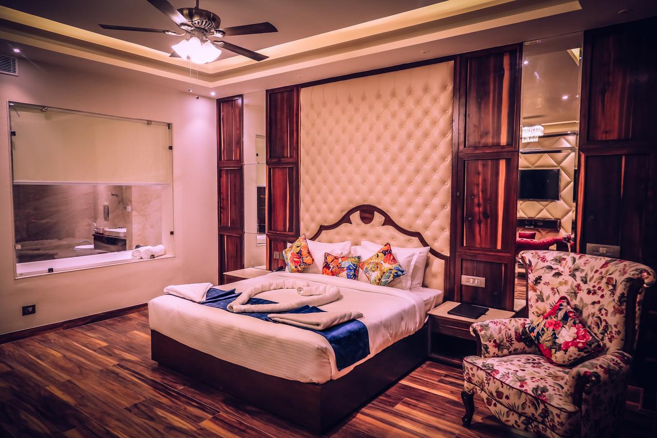Hotel Vintage Zirakpur Chandigarh Panchkula Exterior photo